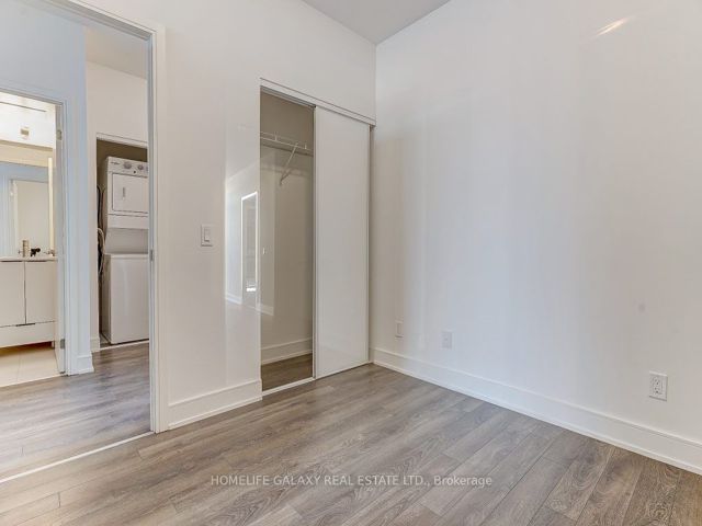 213 - 1350 Ellesmere Rd