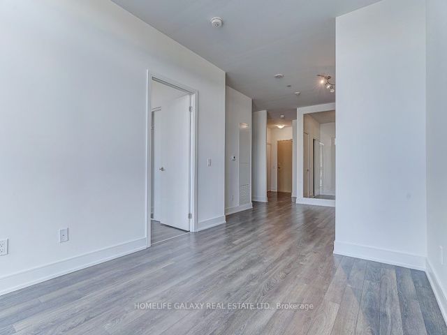 213 - 1350 Ellesmere Rd