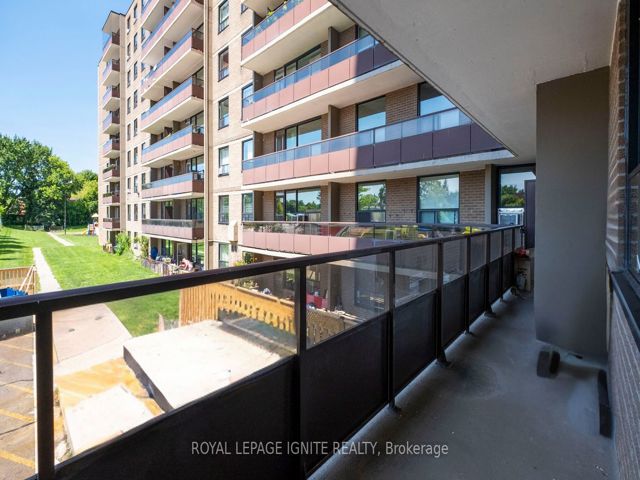201 - 180 Markham Rd