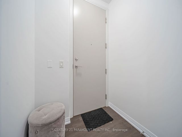 2701 - 30 Meadowglen Pl