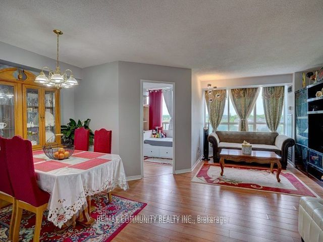 628 - 3 Greystone Walk Dr