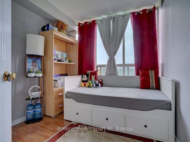 628 - 3 Greystone Walk Dr
