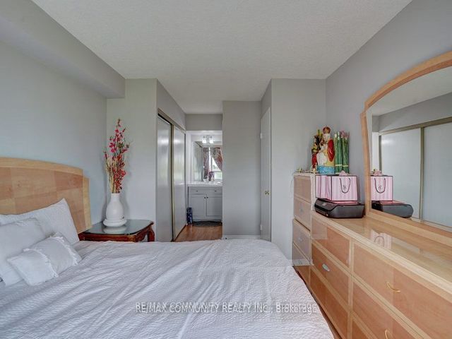 628 - 3 Greystone Walk Dr