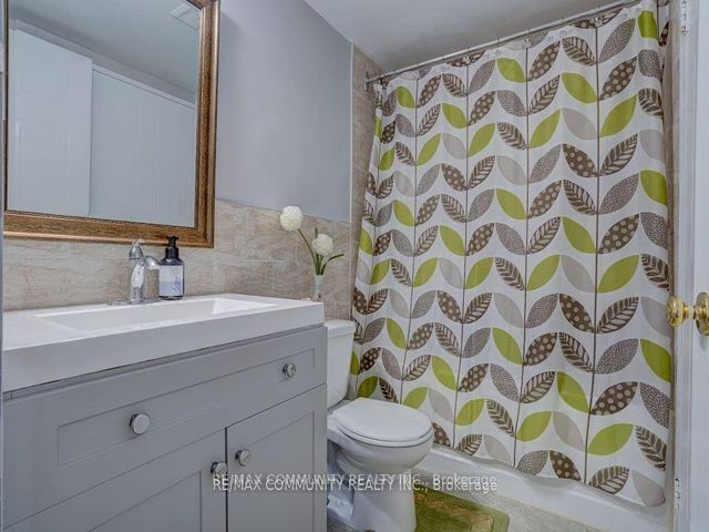 628 - 3 Greystone Walk Dr