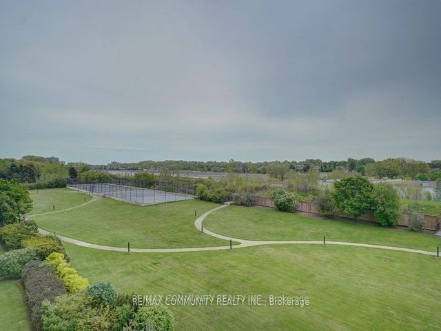 628 - 3 Greystone Walk Dr