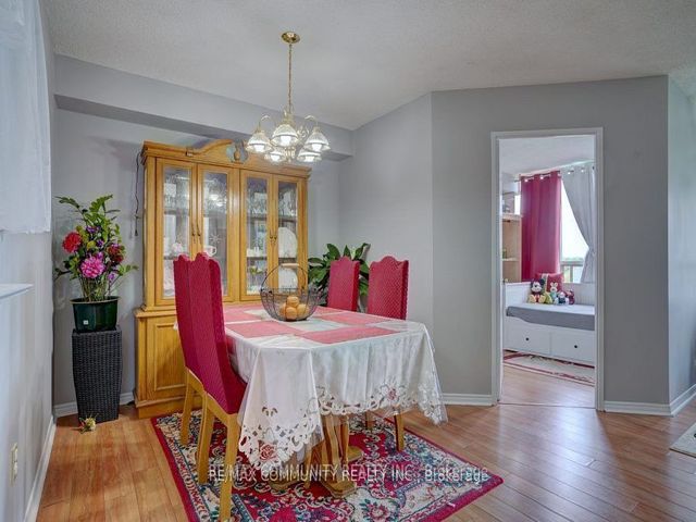628 - 3 Greystone Walk Dr