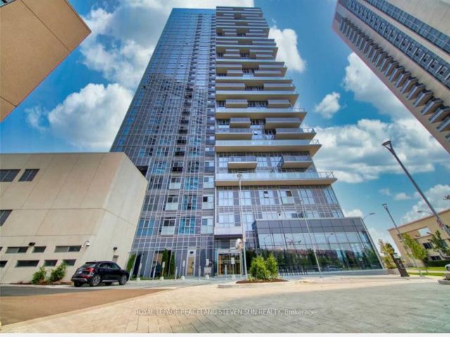 2802 - 225 Village Green Sq