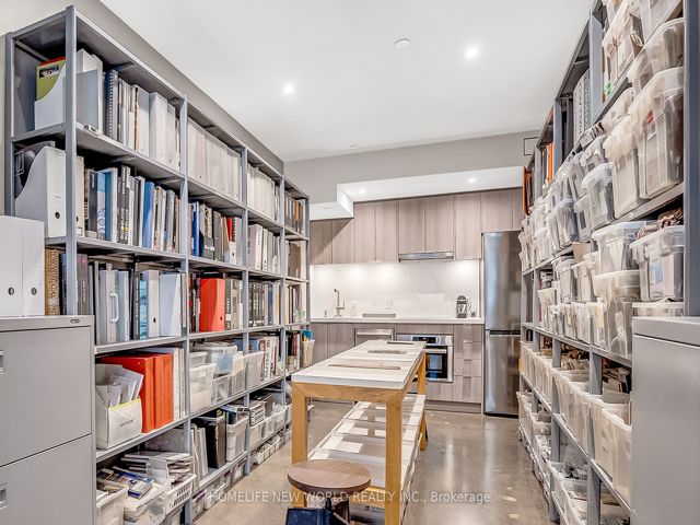 131 - 1173 Dundas St E