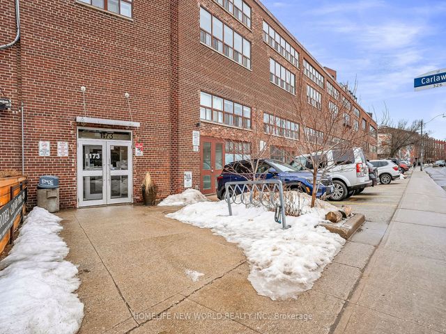 131 - 1173 Dundas St E