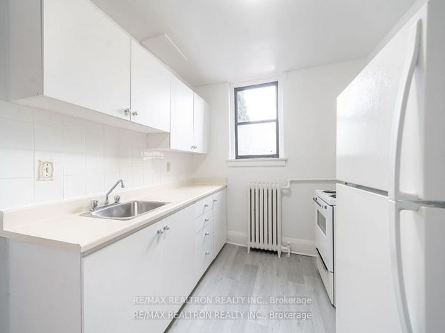62 - 8 Kingston Rd