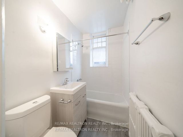 62 - 8 Kingston Rd