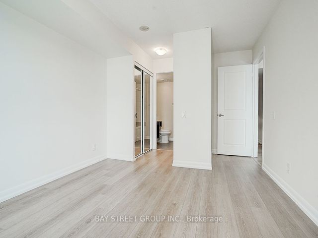2908 - 25 Town Centre Crt