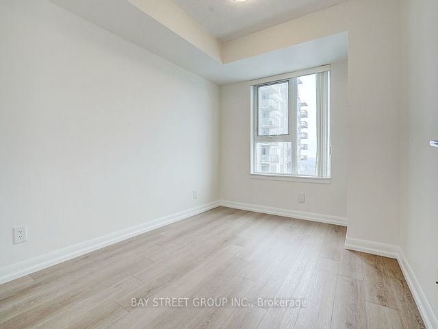 2908 - 25 Town Centre Crt