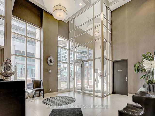 2908 - 25 Town Centre Crt