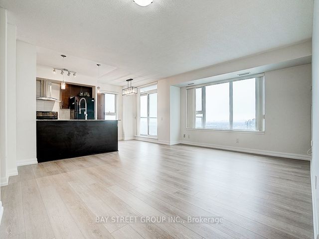 2908 - 25 Town Centre Crt