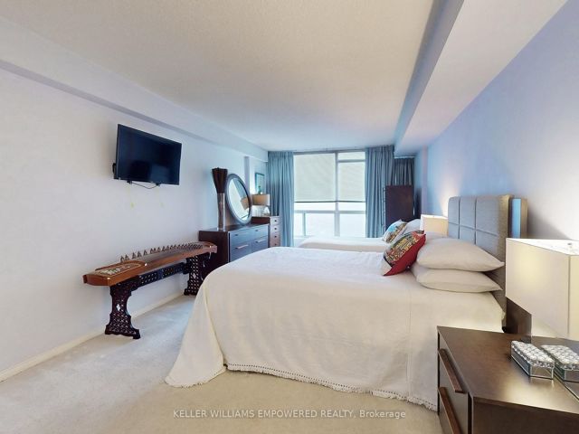 1007 - 4727 Sheppard Ave E