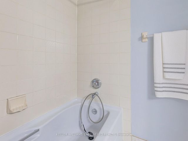 1007 - 4727 Sheppard Ave E