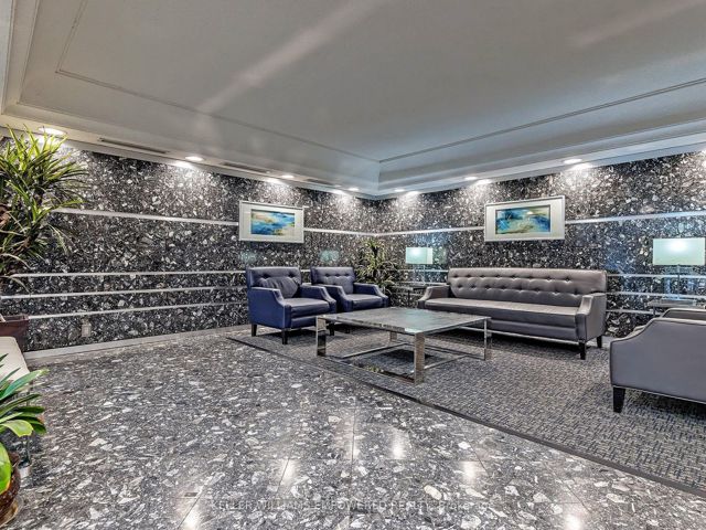 1007 - 4727 Sheppard Ave E