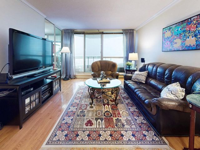 1007 - 4727 Sheppard Ave E