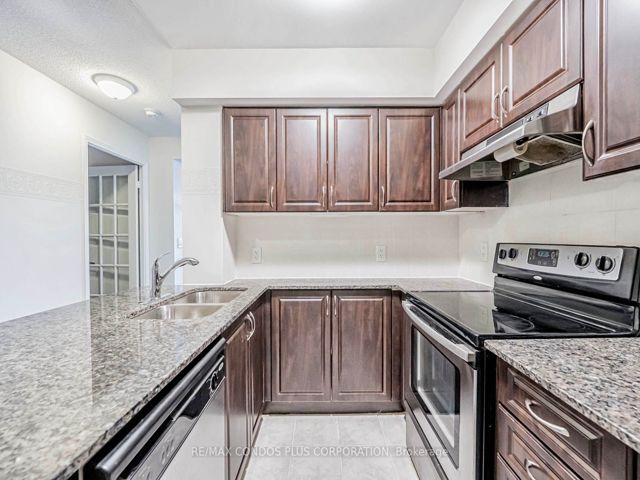 227 - 60 Fairfax Cres