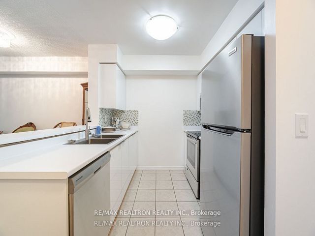 203 - 3650 Kingston Rd