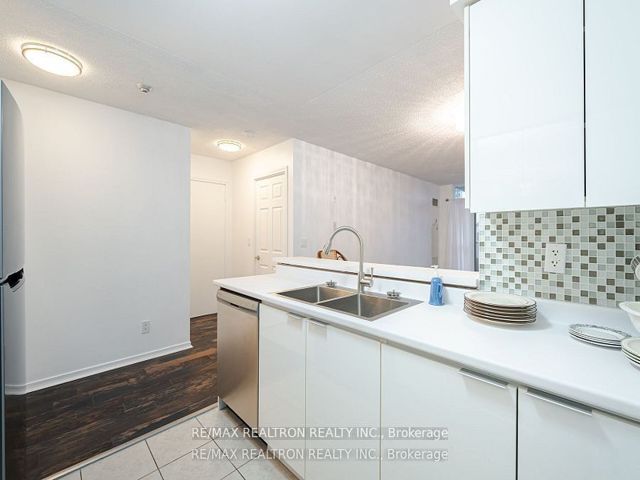 203 - 3650 Kingston Rd