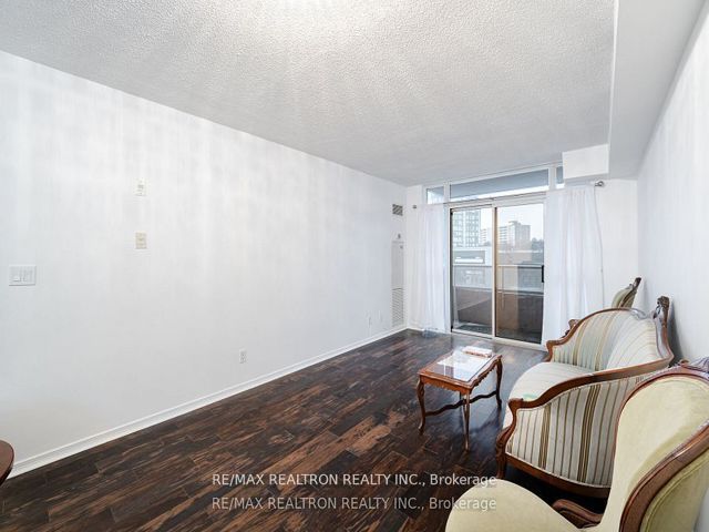 203 - 3650 Kingston Rd