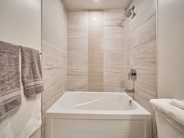 105R - 2213 Kingston Rd