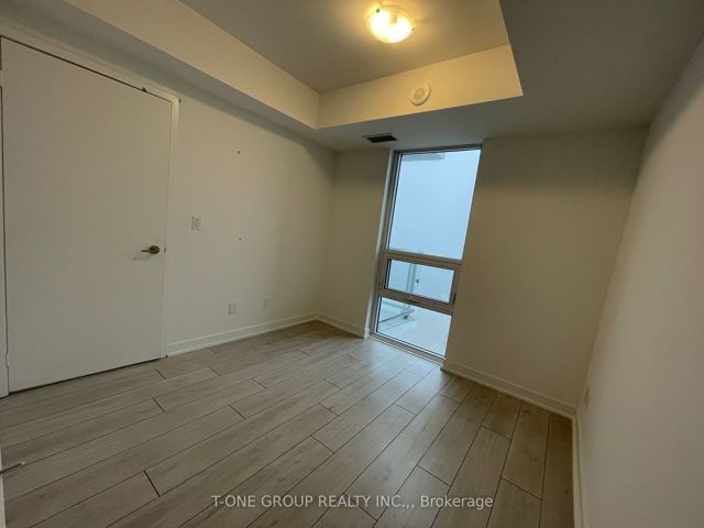 2517 - 2031 Kennedy Rd