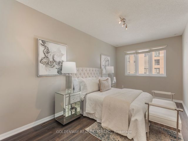 527 - 1881 Mcnicoll Ave