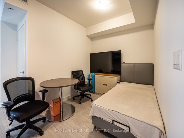 1617 - 2031 Kennedy Dr