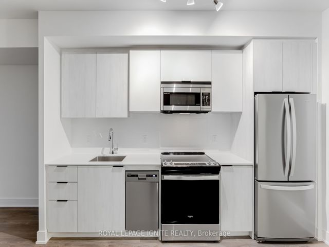 1215 - 1350 Ellesmere Rd