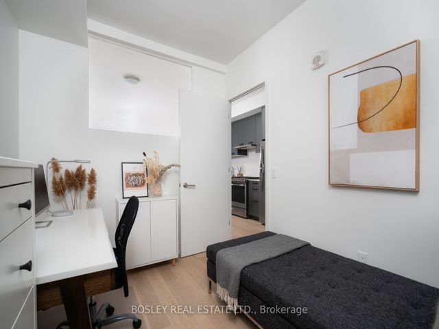 508 - 1331 Queen St E