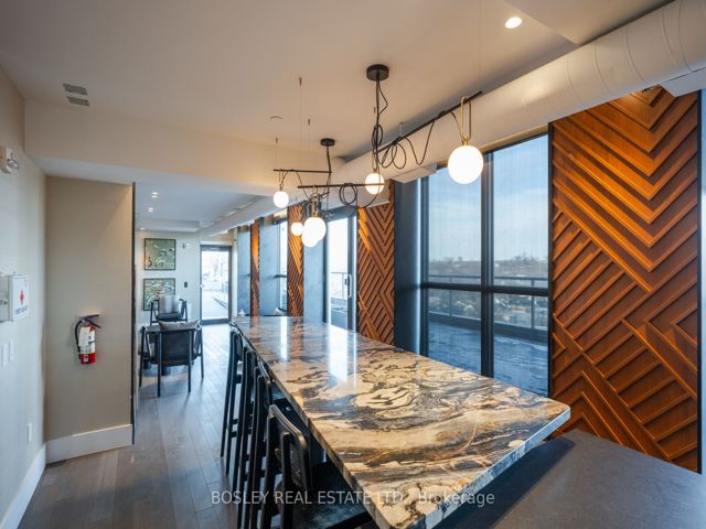 508 - 1331 Queen St E