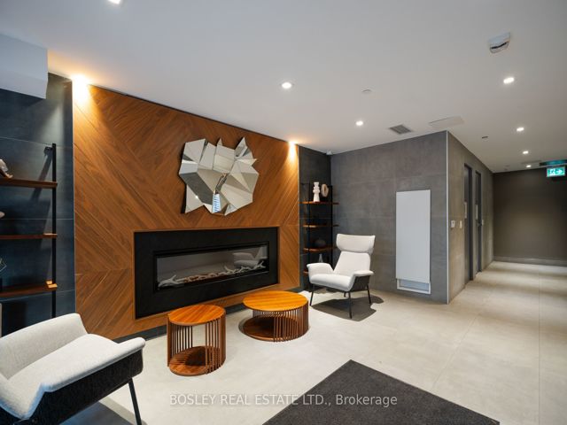 508 - 1331 Queen St E