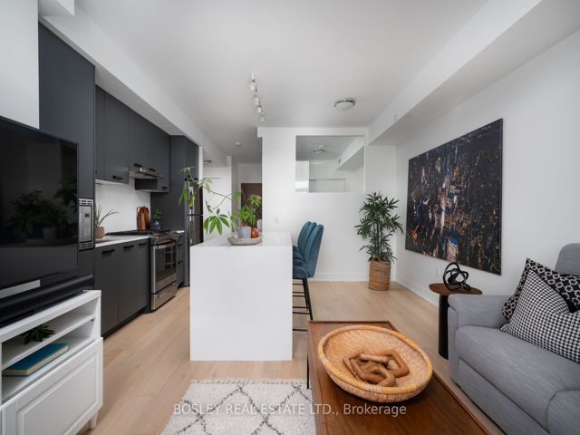 508 - 1331 Queen St E