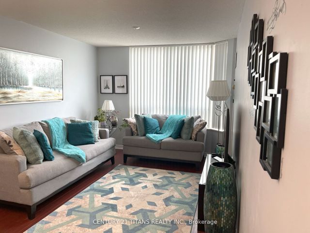 2128 - 68 Corporate Dr