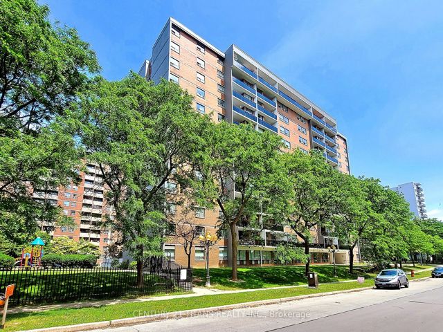 1208 - 20 Gilder Dr