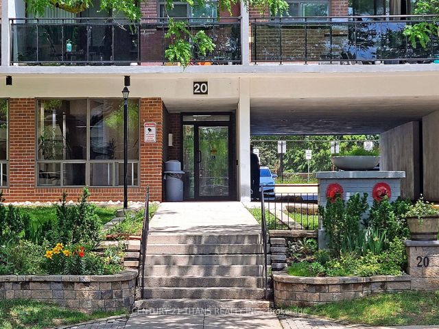1208 - 20 Gilder Dr