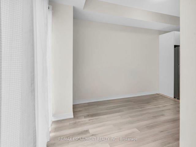 2 - 30 Liben Way