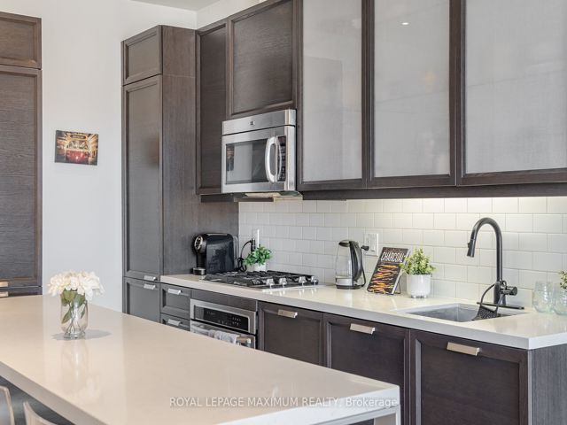 315 - 66 Kippendavie Ave