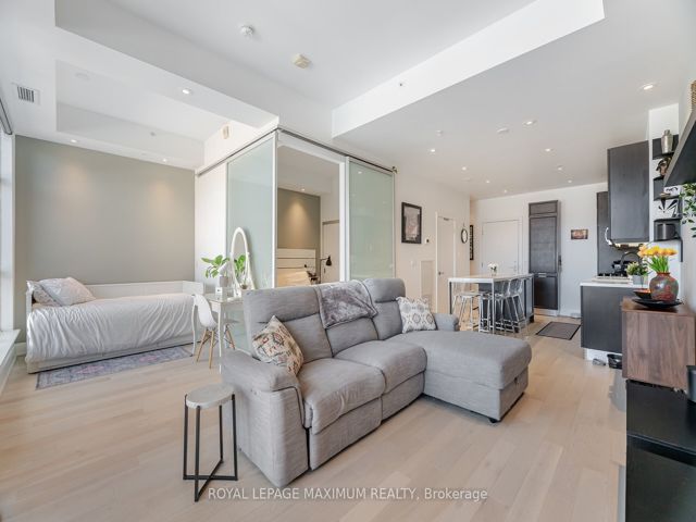 315 - 66 Kippendavie Ave