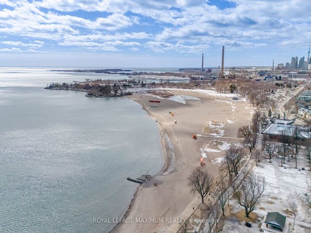 315 - 66 Kippendavie Ave
