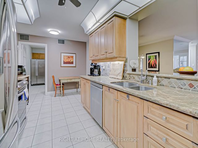 517 - 138 Bonis Ave