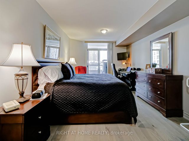 517 - 138 Bonis Ave