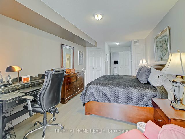 517 - 138 Bonis Ave