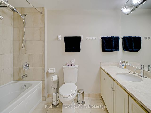 517 - 138 Bonis Ave