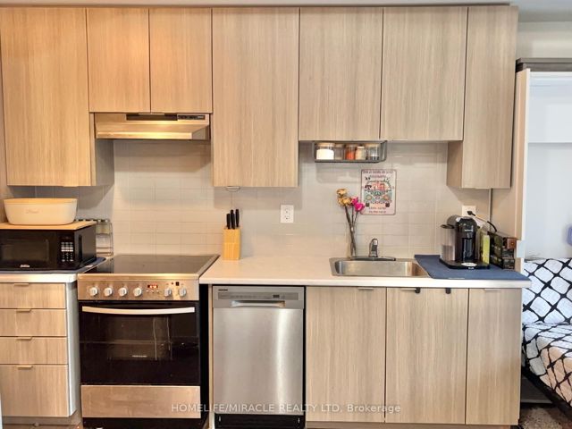 413 - 5131 Sheppard Ave E