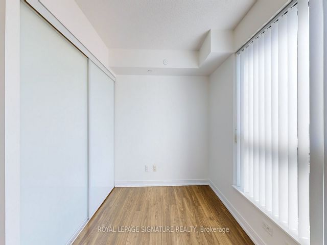 1403 - 255 Village Green Sq