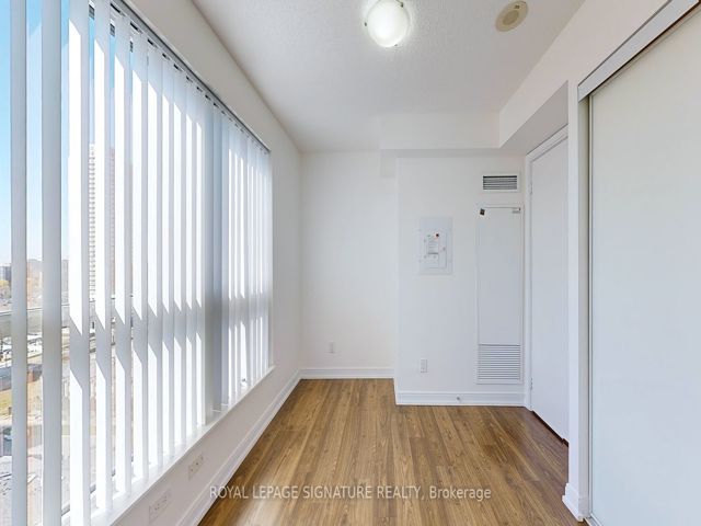 1403 - 255 Village Green Sq
